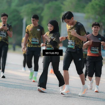 Runner Photo 6448360