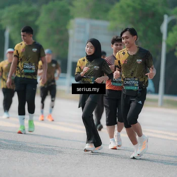 Runner Photo 6448365