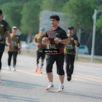 Runner Photo 6448369