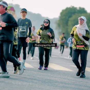 Runner Photo 6448383