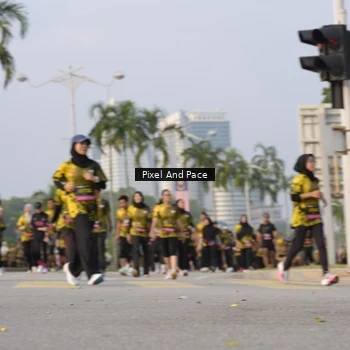 Runner Photo 6448385