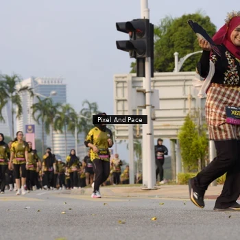 Runner Photo 6448392