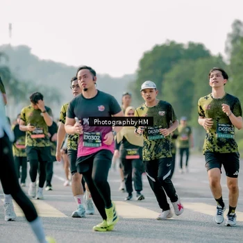 Runner Photo 6448396