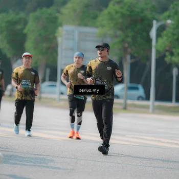 Runner Photo 6448399