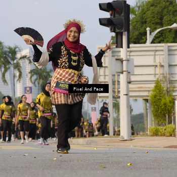 Runner Photo 6448408