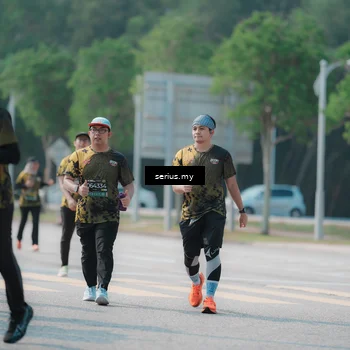 Runner Photo 6448409