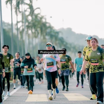 Runner Photo 6448412