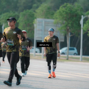 Runner Photo 6448415