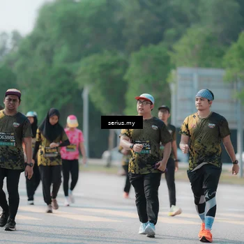 Runner Photo 6448417