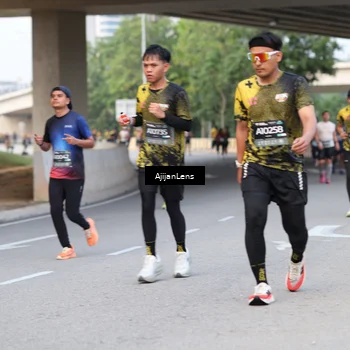 Runner Photo 6448431