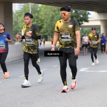 Runner Photo 6448438