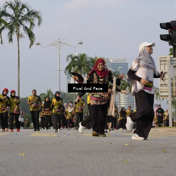 Runner Photo 6448444