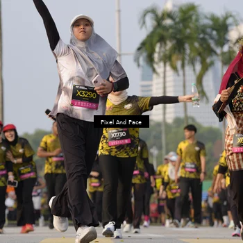 Runner Photo 6448454