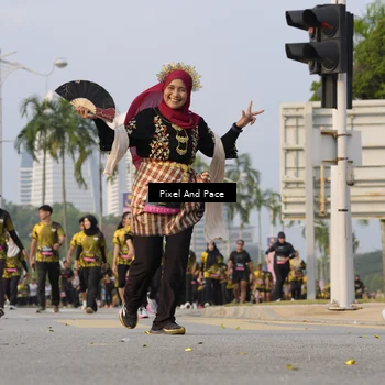 Runner Photo 6448455