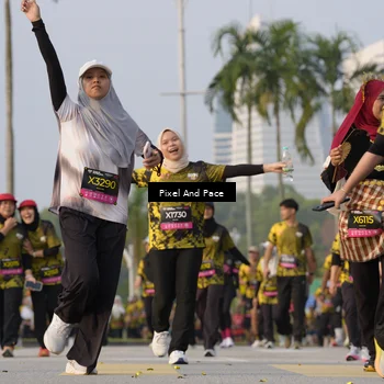 Runner Photo 6448472