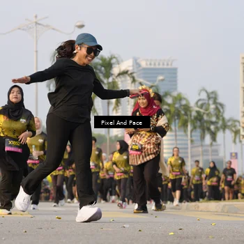 Runner Photo 6448477