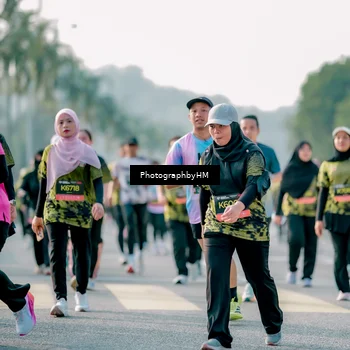 Runner Photo 6448479