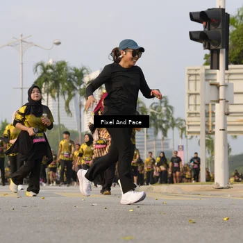 Runner Photo 6448483