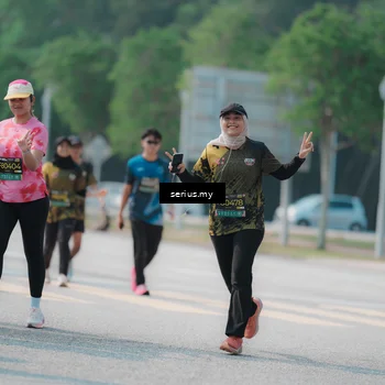 Runner Photo 6448484