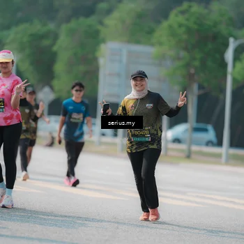 Runner Photo 6448489