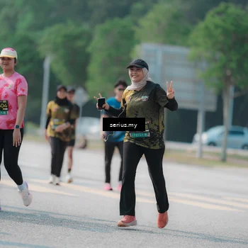 Runner Photo 6448494