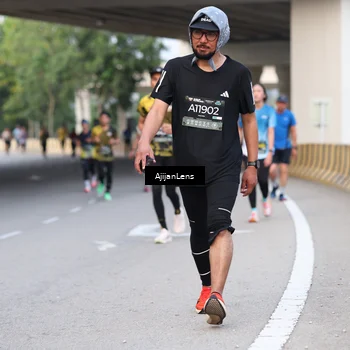 Runner Photo 6448512