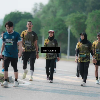 Runner Photo 6448515