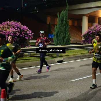 Runner Photo 6448536