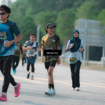 Runner Photo 6448541