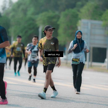 Runner Photo 6448551