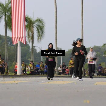 Runner Photo 6448576