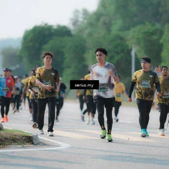 Runner Photo 6448577