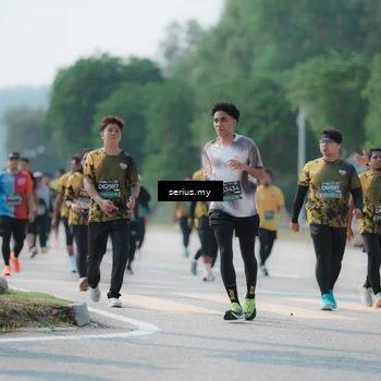 Runner Photo 6448580