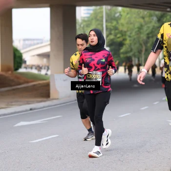 Runner Photo 6448582