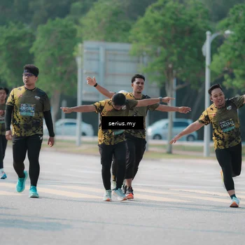 Runner Photo 6448585