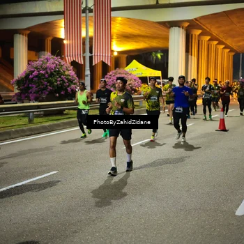 Runner Photo 6448594