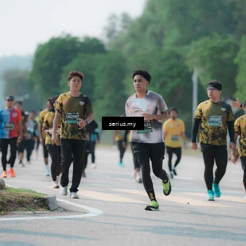 Runner Photo 6448599