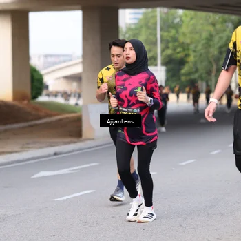Runner Photo 6448600