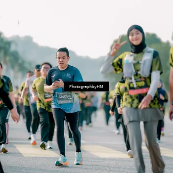 Runner Photo 6448649