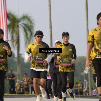 Runner Photo 6448656