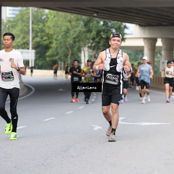 Runner Photo 6448671