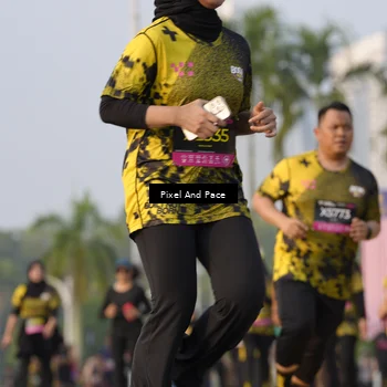 Runner Photo 6448672