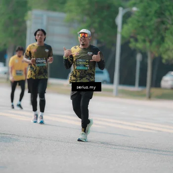 Runner Photo 6448677