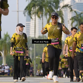 Runner Photo 6448680