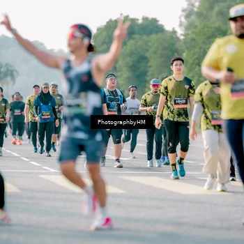 Runner Photo 6448693