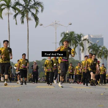 Runner Photo 6448701