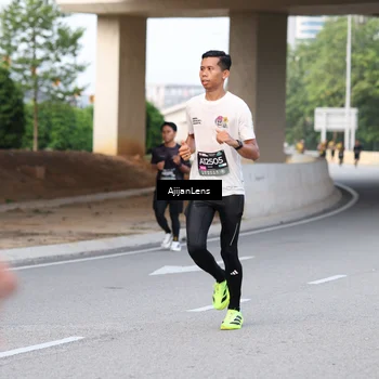 Runner Photo 6448702