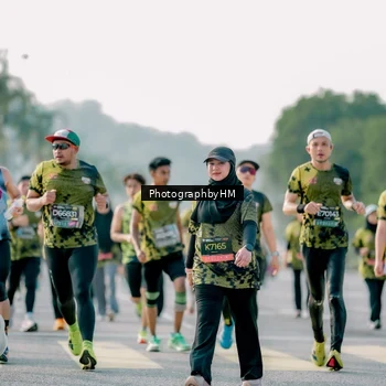 Runner Photo 6448705