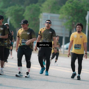 Runner Photo 6448711