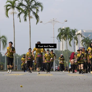 Runner Photo 6448722